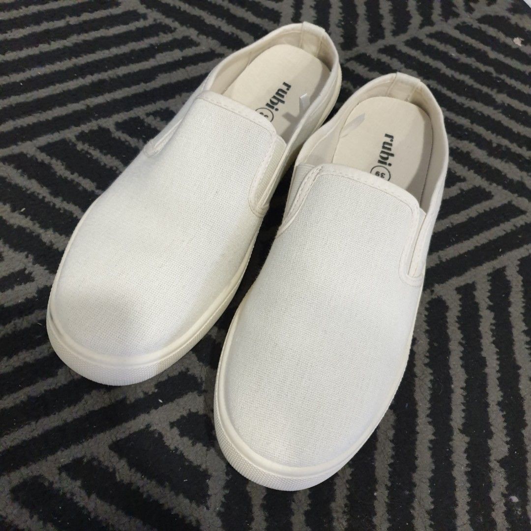 Rubi slip hotsell on