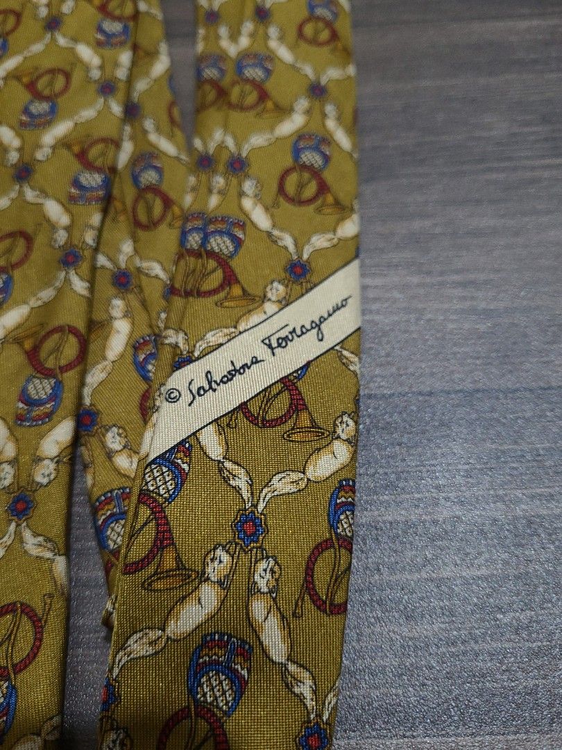 Salvatorre Ferragamo silk novelty ties (Category: Ties) located in Mandaluyong City. Submitted by Mackoy23 (Listing ID 1250797183, Image 3). Description: Almost new condition No issue Silk novelty design Made in Italy 1000 Dm to purchase.