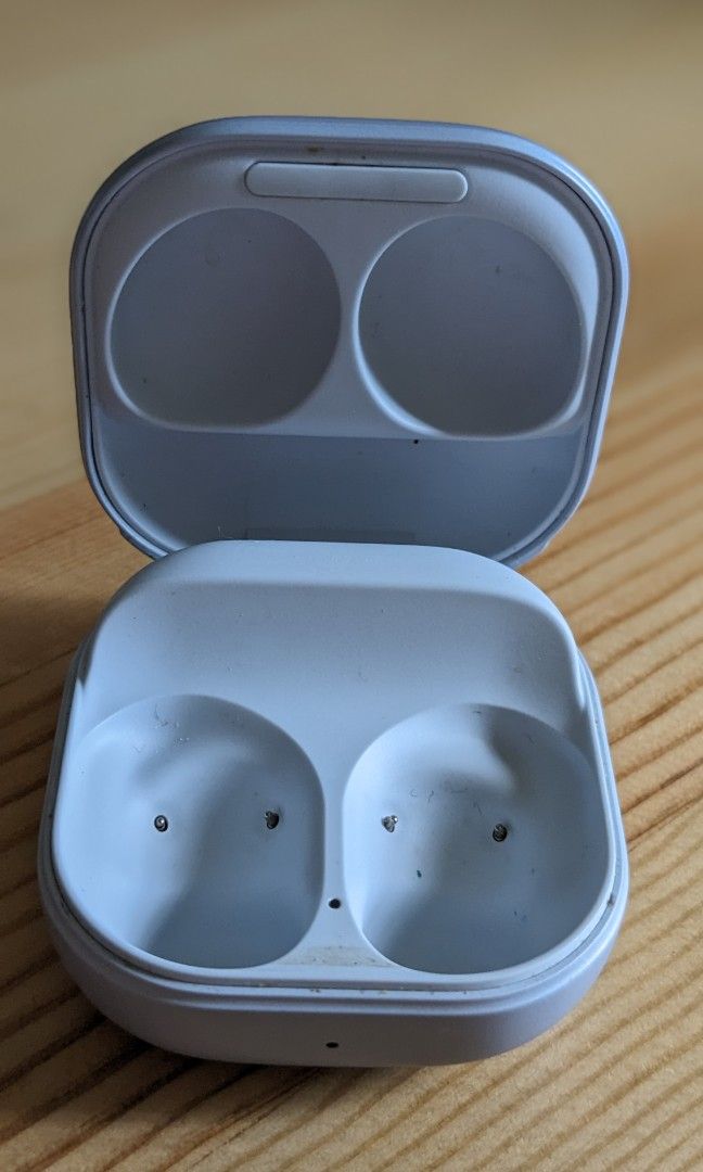 Samsung earbuds CASE only Audio Earphones on Carousell