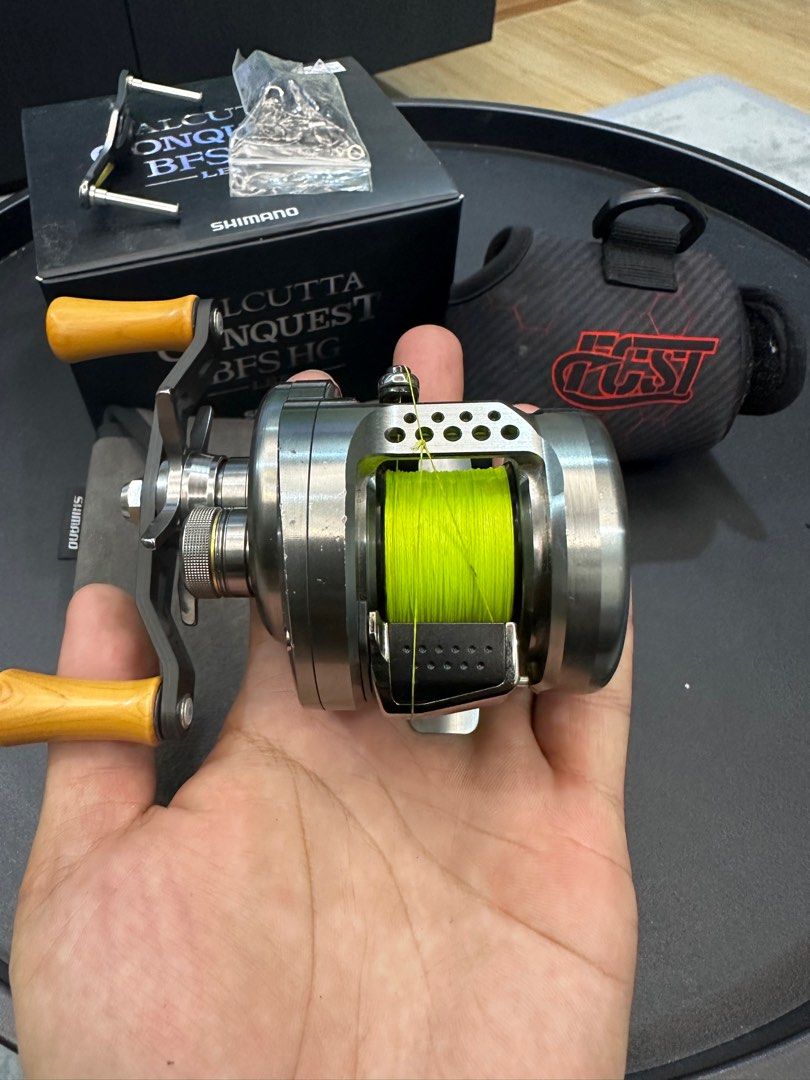 Shimano Conquest BFS HG reel left hand use, Sports Equipment, Fishing on  Carousell