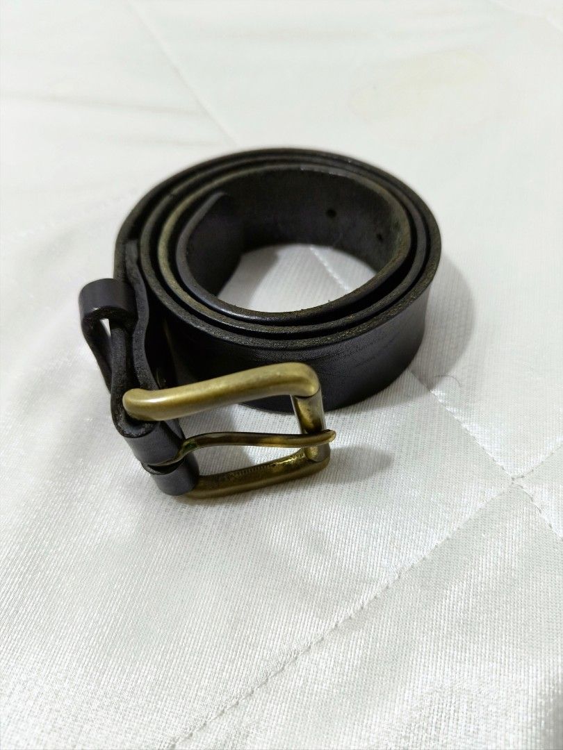 Six Magpies Black Leather Belt With Brass Buckle, Men's Fashion