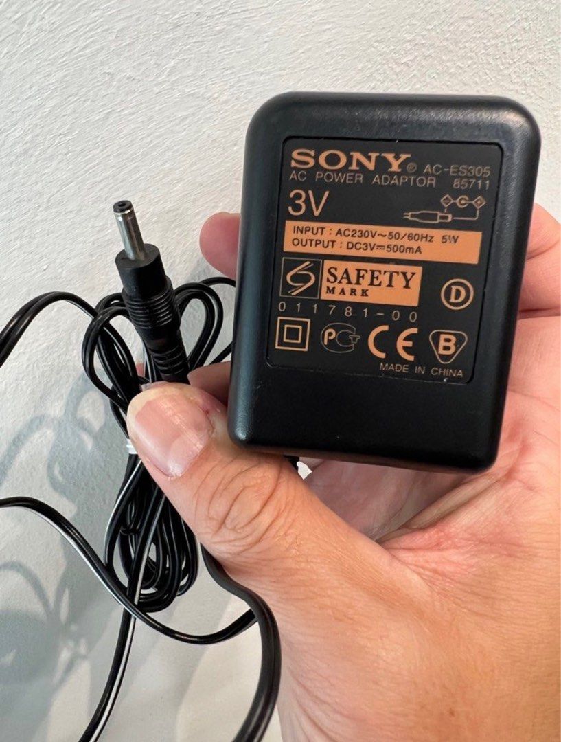 Sony 3v power adapter for walkman, Audio, Portable Audio Accessories on