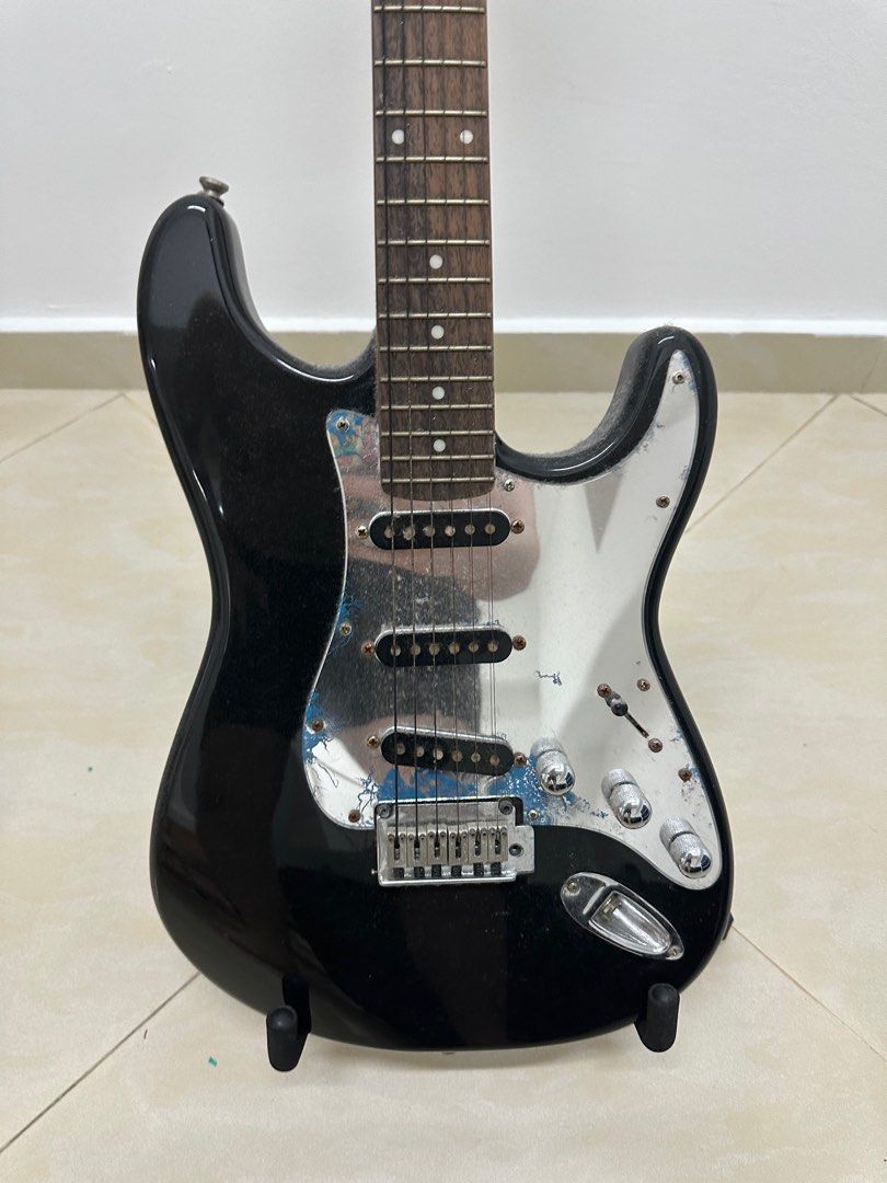 Squier Standard Stratocaster Black and Chrome