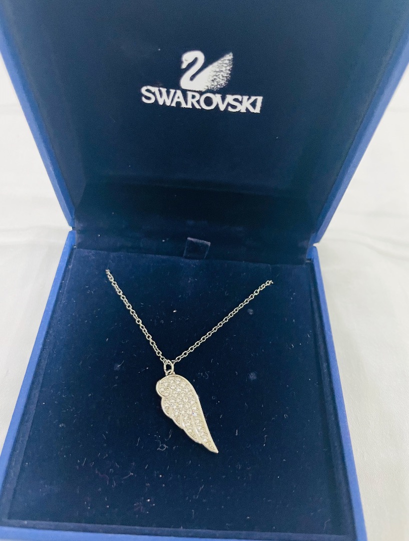 Angel wing shop necklace swarovski