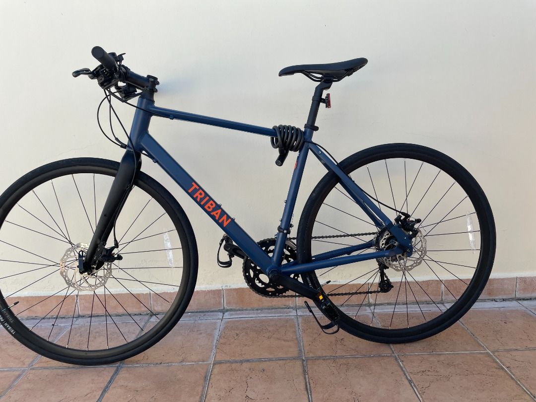 Triban hybrid top