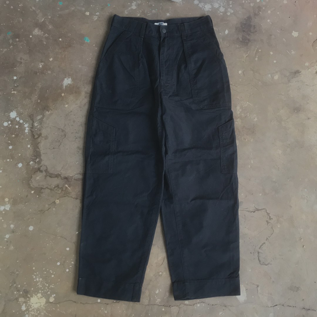 Uniqlo u carpenter pants baggy duck canvas on Carousell