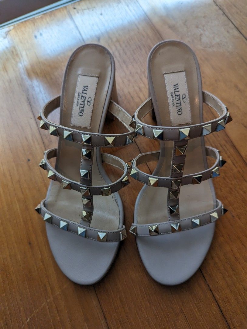 Cheap sale valentino sandals