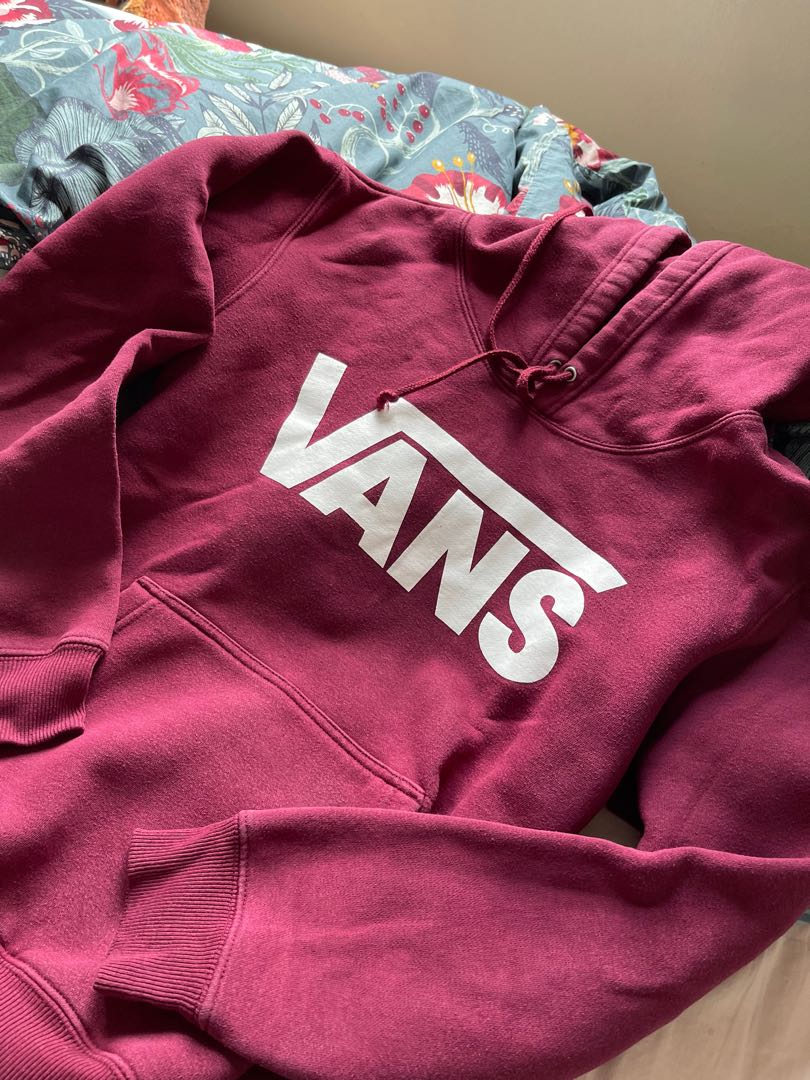 Maroon deals vans hoodie