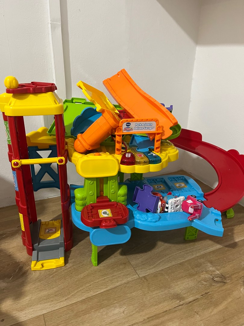 Vtech deals deluxe garage