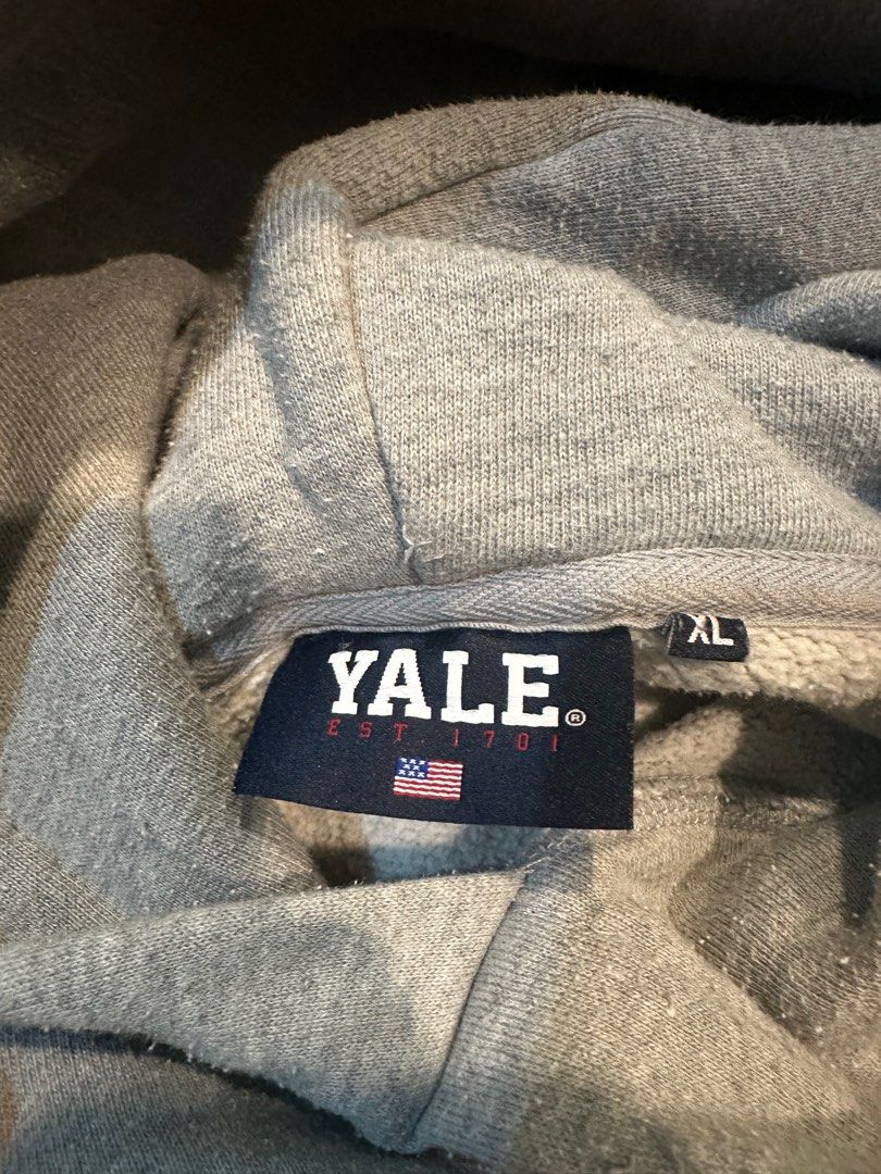 Yale University Hoodie, Men's Fashion, Tops & Sets, Hoodies on Carousell