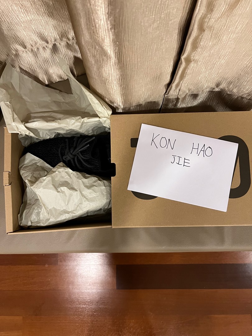 Yeezy 350 pirate black stockx 2025