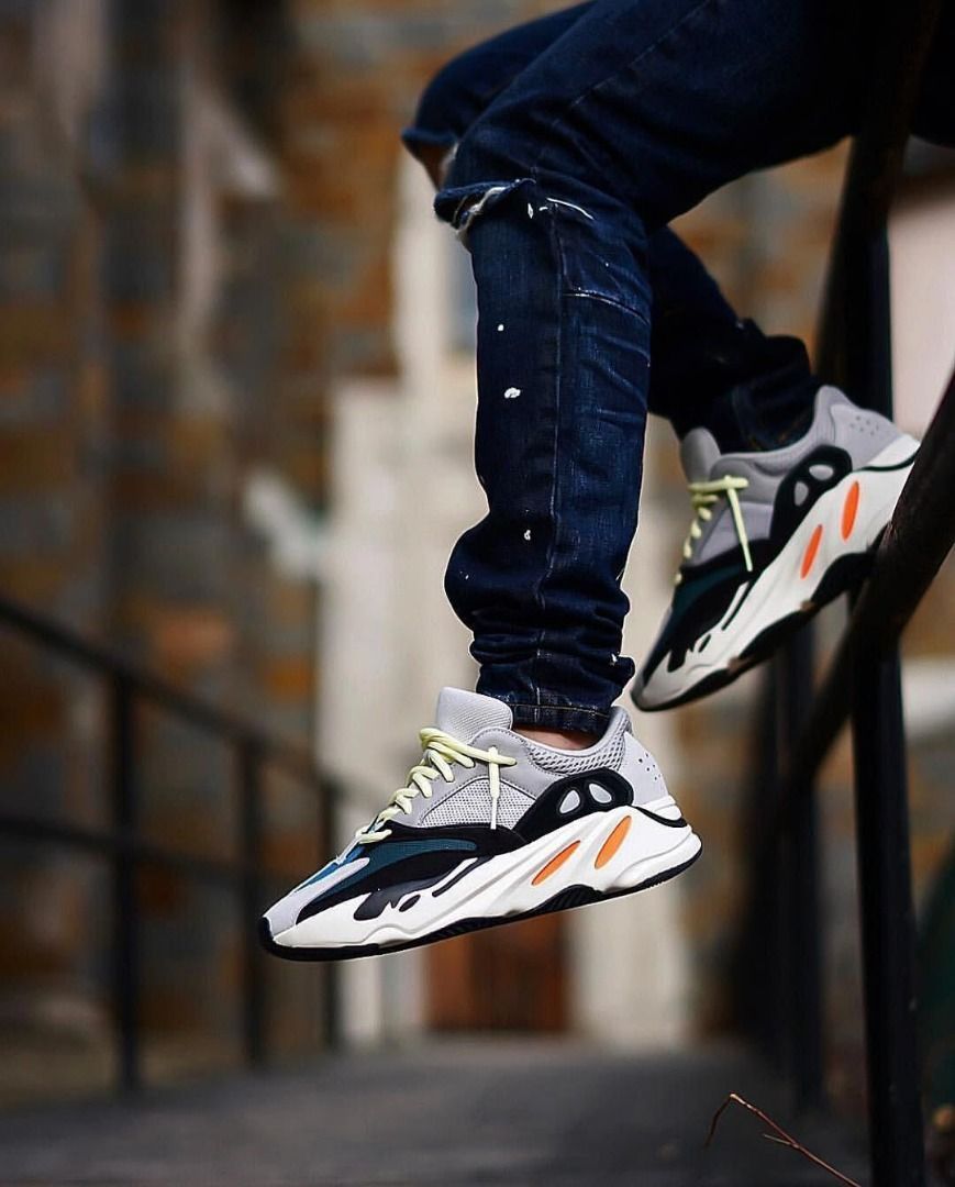 Yeezy 700 moth new arrivals