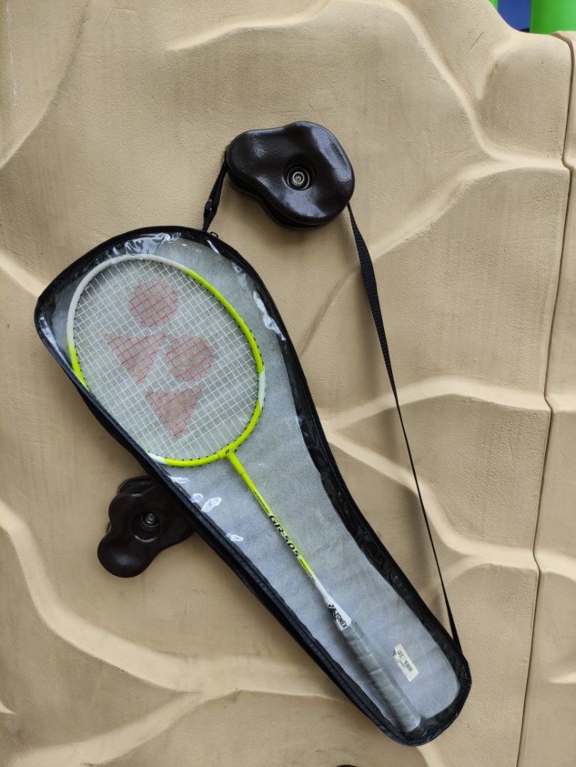 Yonex Badminton Racket (GR505), Sports Equipment, Sports & Games