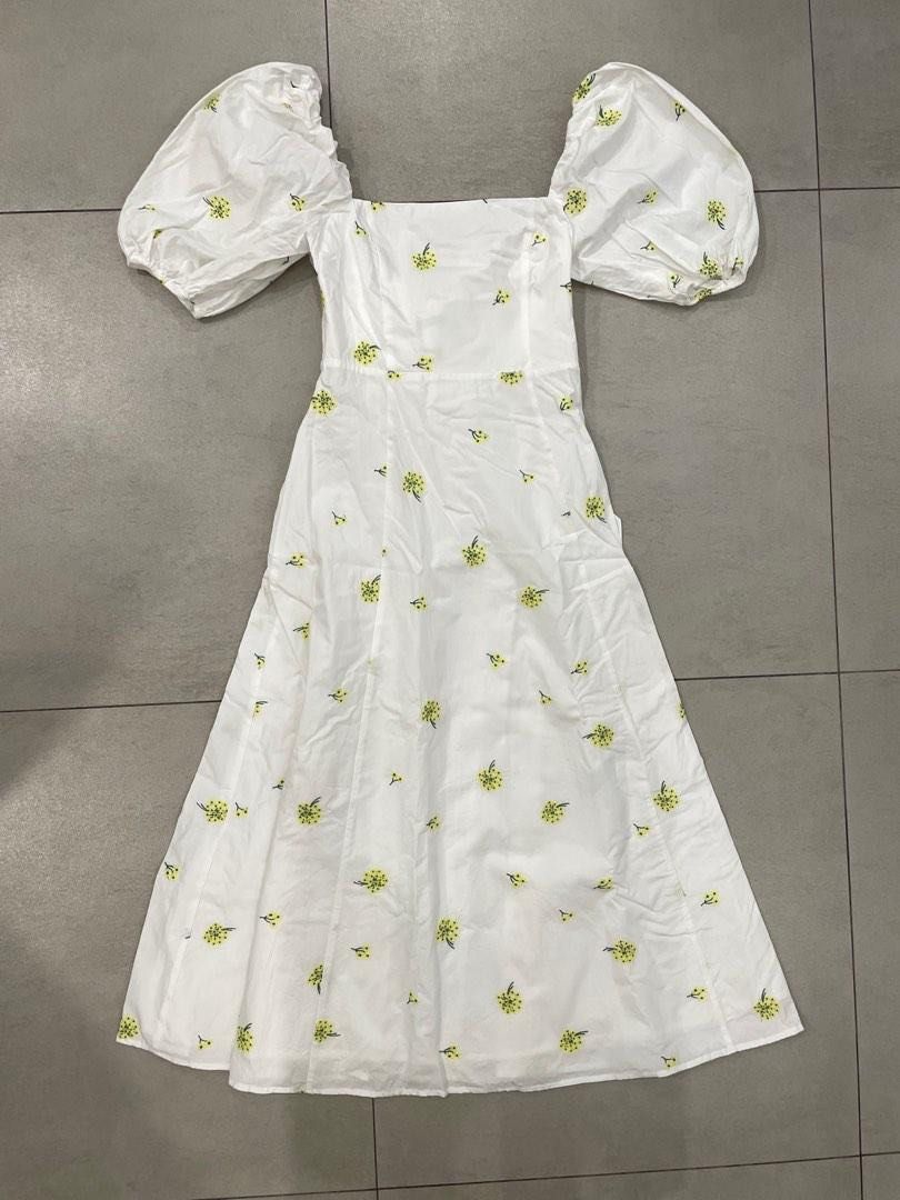 Zara embroidered white poplin dress puff, Women's Fashion, Dresses & Sets,  Dresses on Carousell