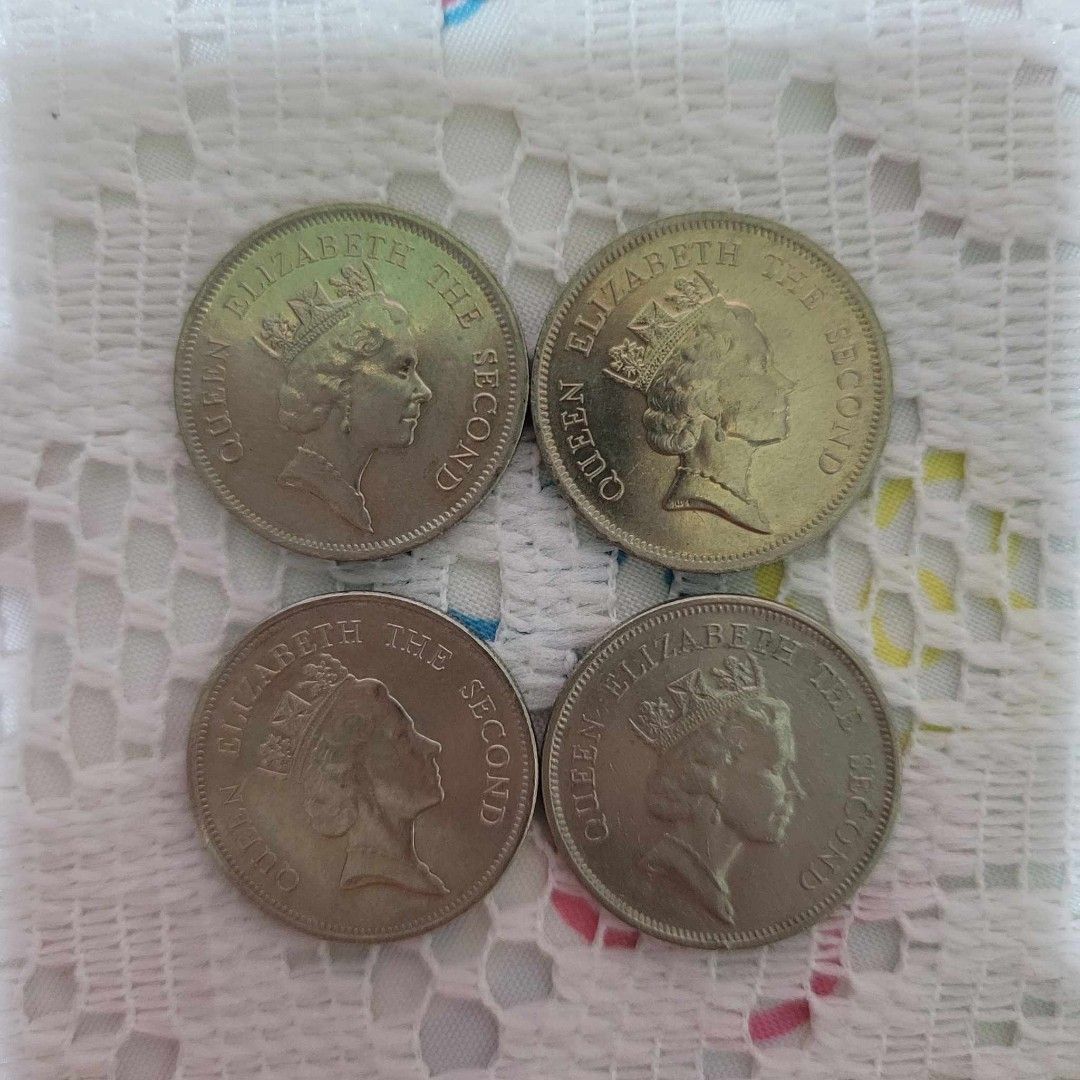 1960/1970年1980/87/88/89/90/91/92 英女皇頭壹元硬幣/一元硬幣/1元硬幣（ 不知市價，請自行出價）, 興趣及遊戲,  收藏品及紀念品, 錢幣- Carousell