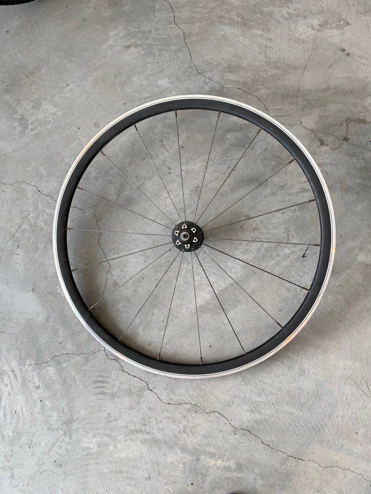 Used 700c outlet rear wheel