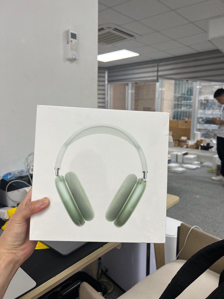 Airpods Max グリーン New Apple AirPods Max - Green : Amazon.in: Electronics