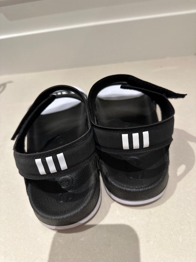 Womens adidas hot sale velcro sandals