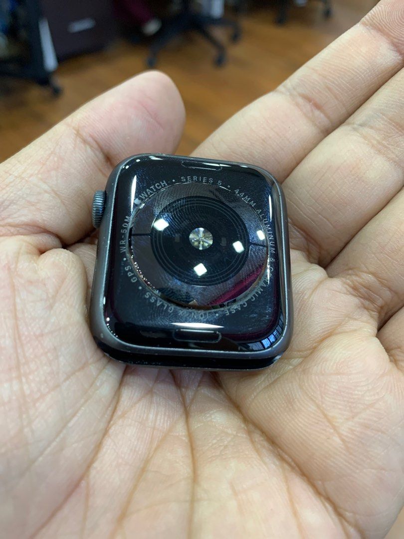 Apple watch deals series 544mm