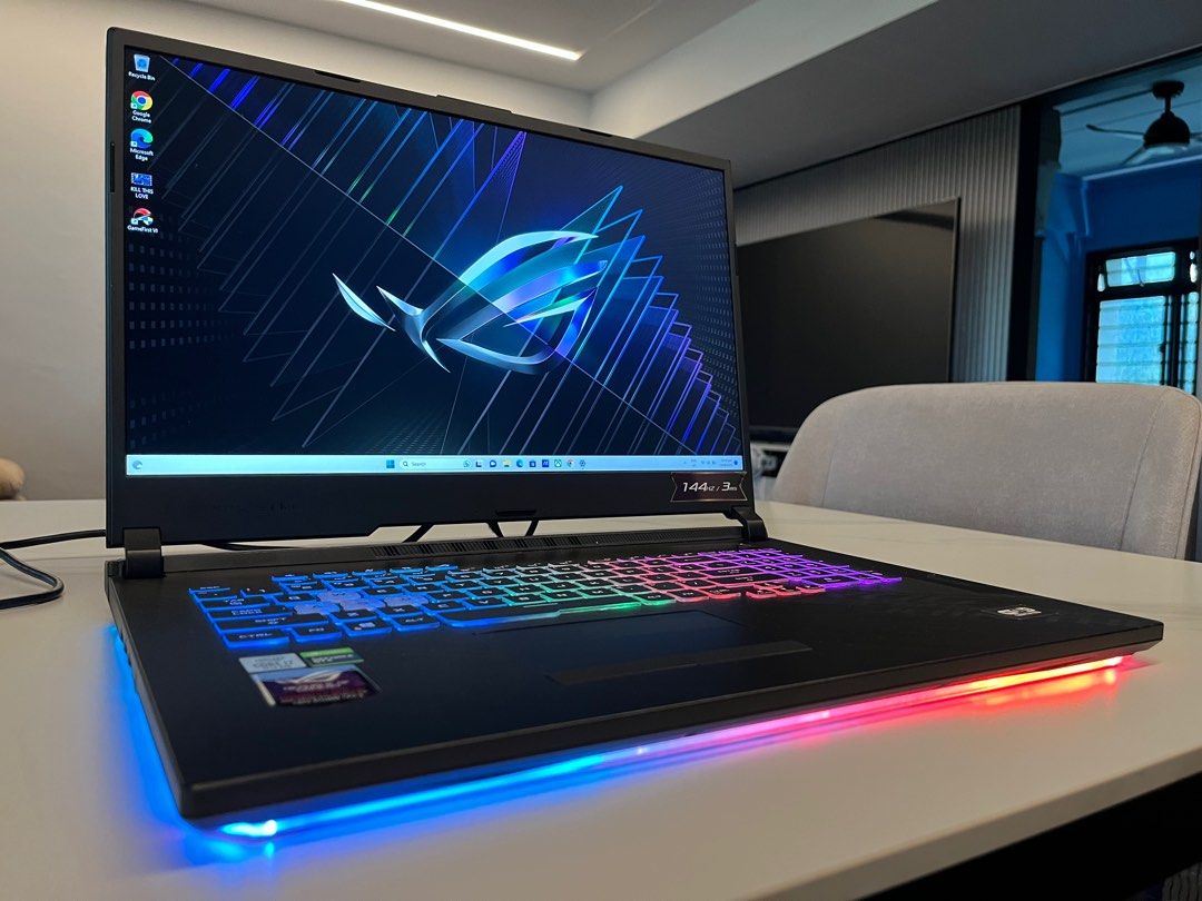 Cheapest 17 Inch Gaming Laptop ASUS ROG 17.3" inch 144Hz Gaming Laptop Processor intel i7 Storage NVMe