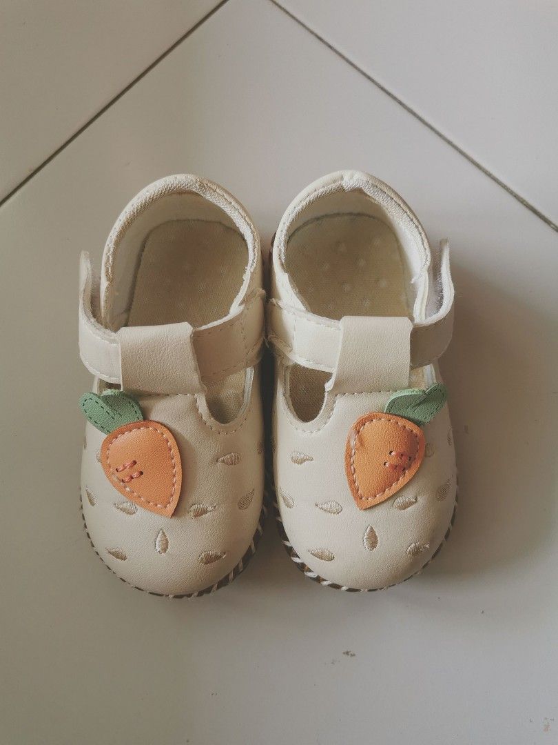 Walking shoes infant hotsell