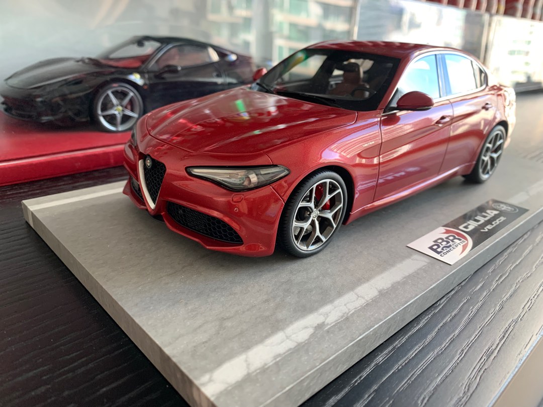 BBR (1/18) アルファロメオ Giulia Veloce