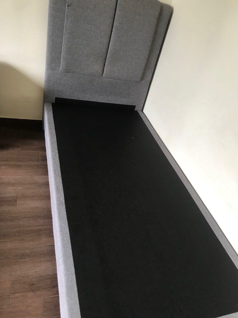 Bed Frame Single (Category: Bed Frames & Mattresses) located in Singapore. Submitted by sushgn756 (Listing ID 1247514728, Image 3). Description: Bed frame available for immediate sale.