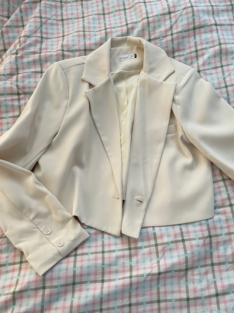 Beige blazer, Women's Fashion, Coats, Jackets and Outerwear on Carousell