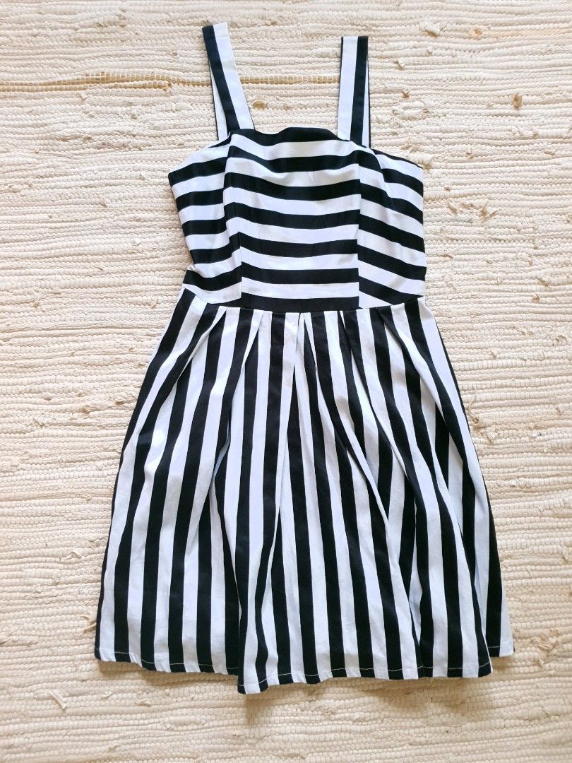 Girls black and white striped dress top