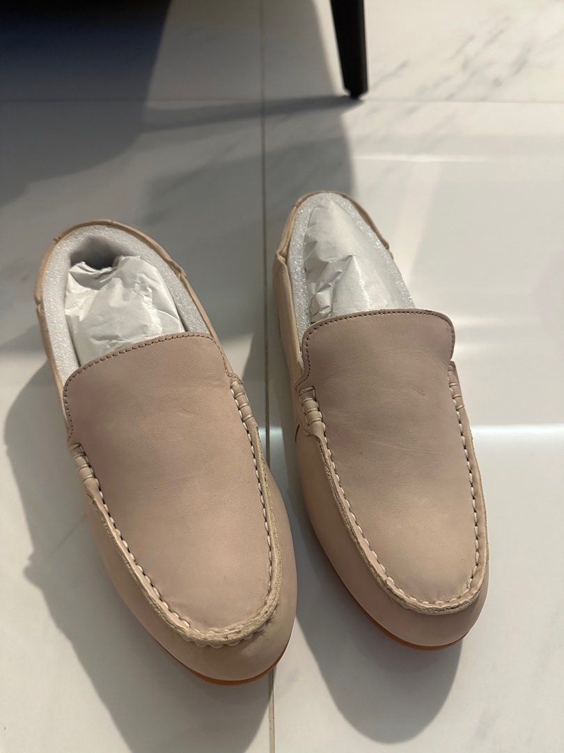 BNIB Women Hush Puppies Cora Loafer, Women's Fashion, Footwear, Loafers