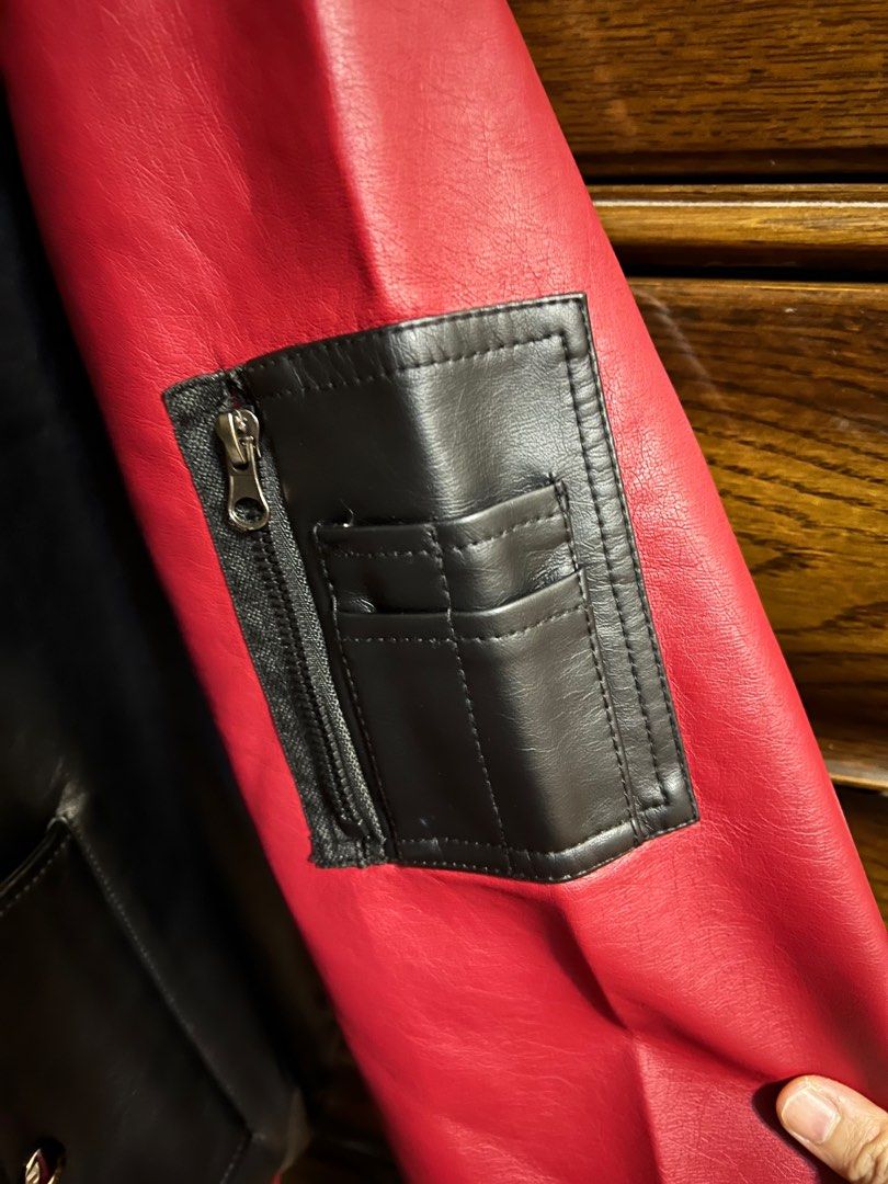 Bomber Plus Size Leather Jacket (Category: Coats, Jackets and Outerwear) located in Caloocan City. Submitted by shnicky101 (Listing ID 1251028818, Image 3). Description: I just literally got it today (August 25) and selling it because it’s waaay too big for me. Bought it for 1500; selling it for 1300 now. .
