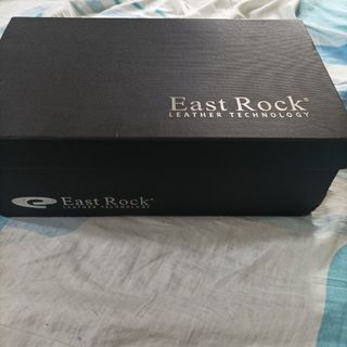 Brand new Black mens shoes size 44 with accessories and box. brand East rock Original price P3,299.00 Rfs: not perfectly fit to me
