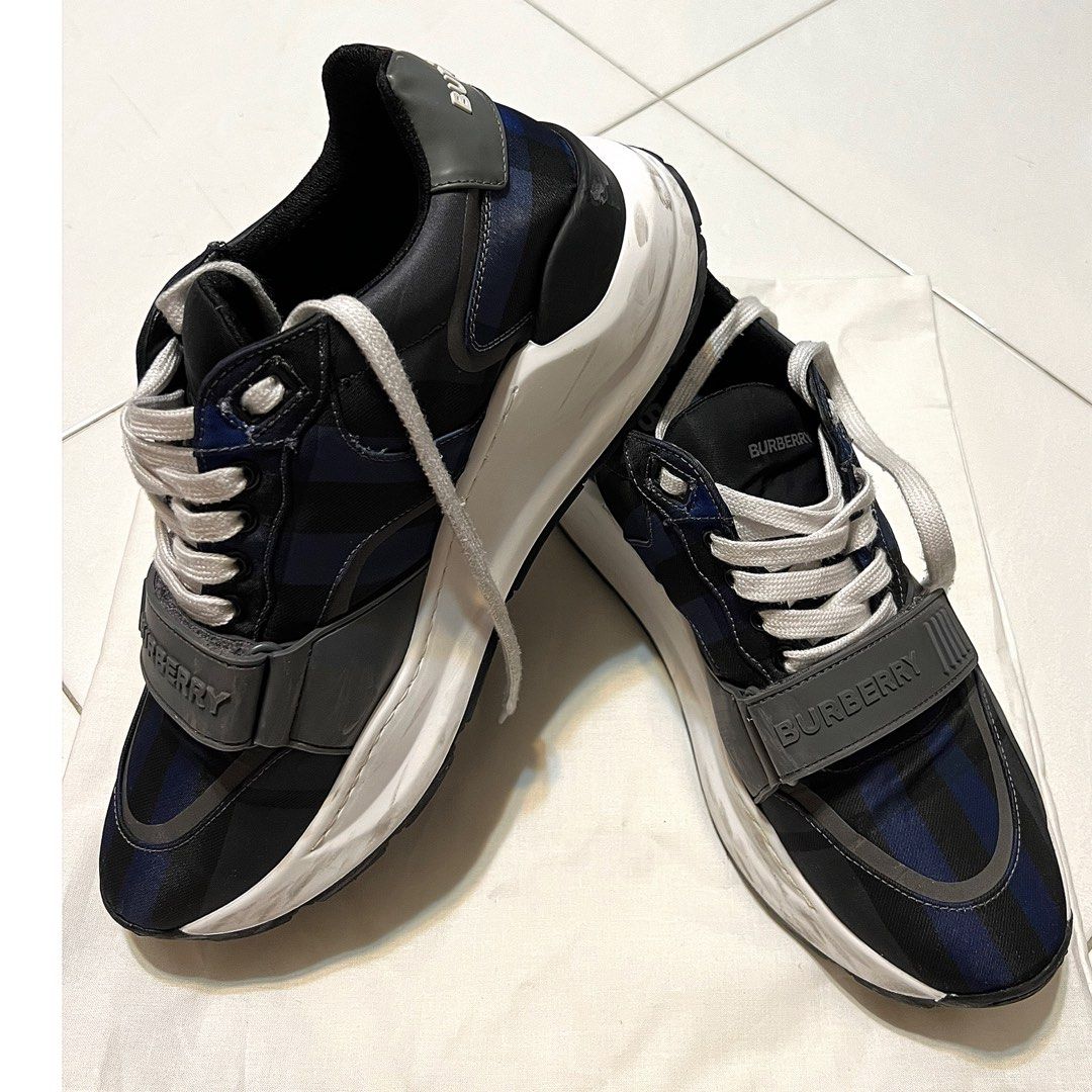 Burberry size 42 deals