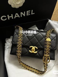 1,000+ affordable chanel shopping bag new For Sale, Luxury