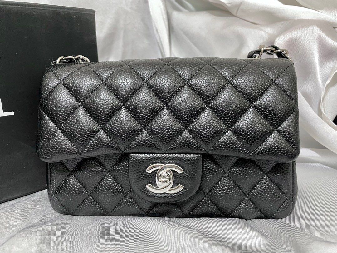 Chanel on sale mini 20cm