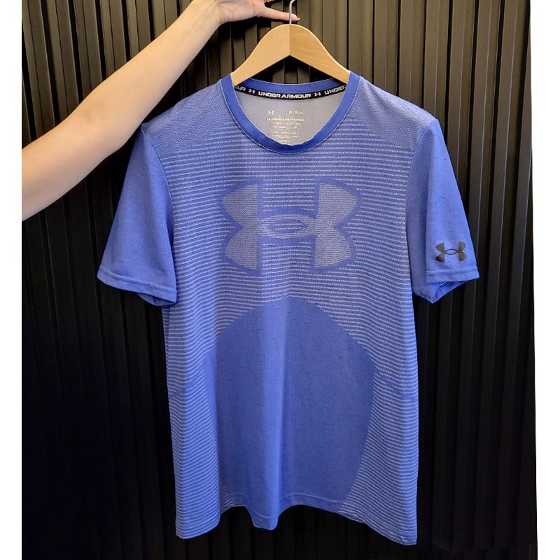 Affordable outlet under armour