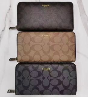 Coach 長銀包 on SALE !!