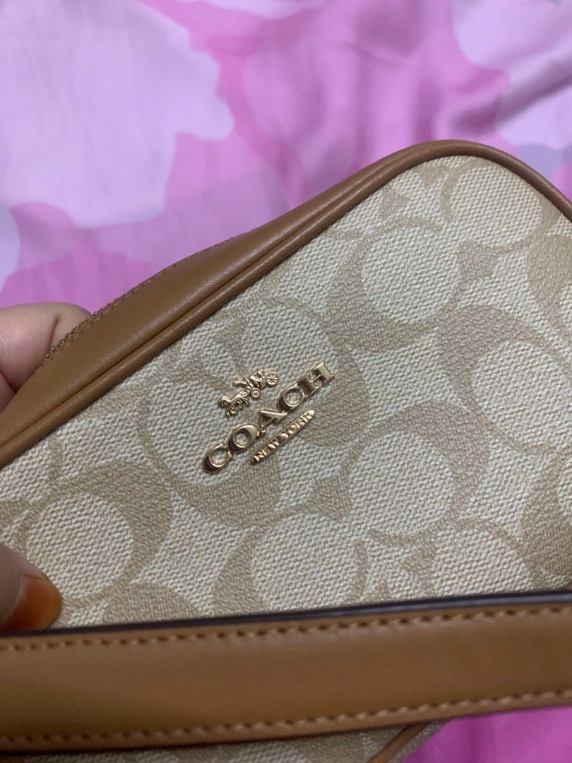 Coach iphone hot sale clutch