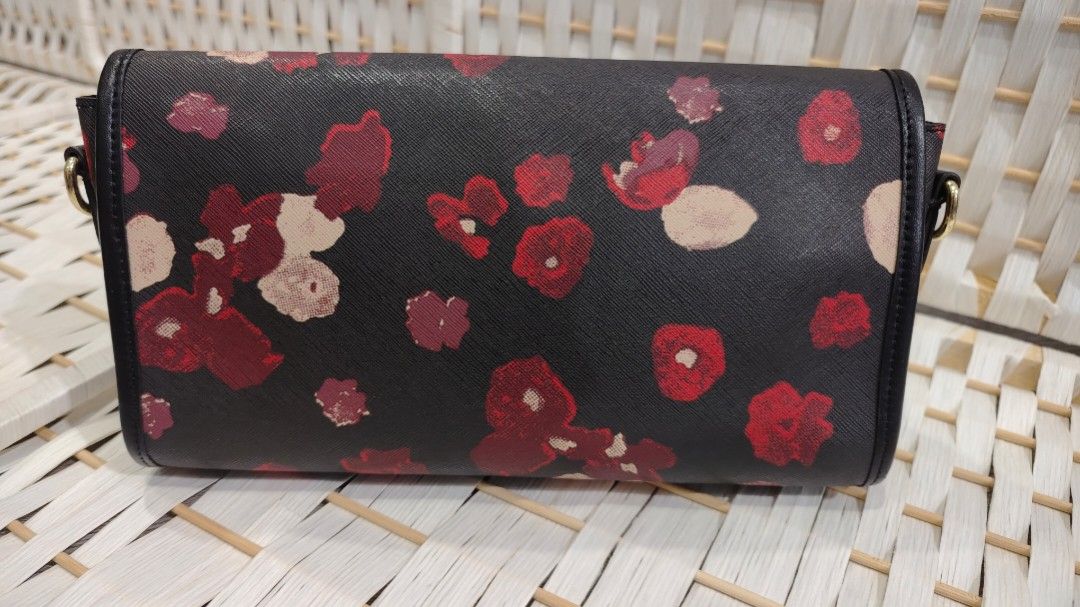 Coach floral clutch outlet
