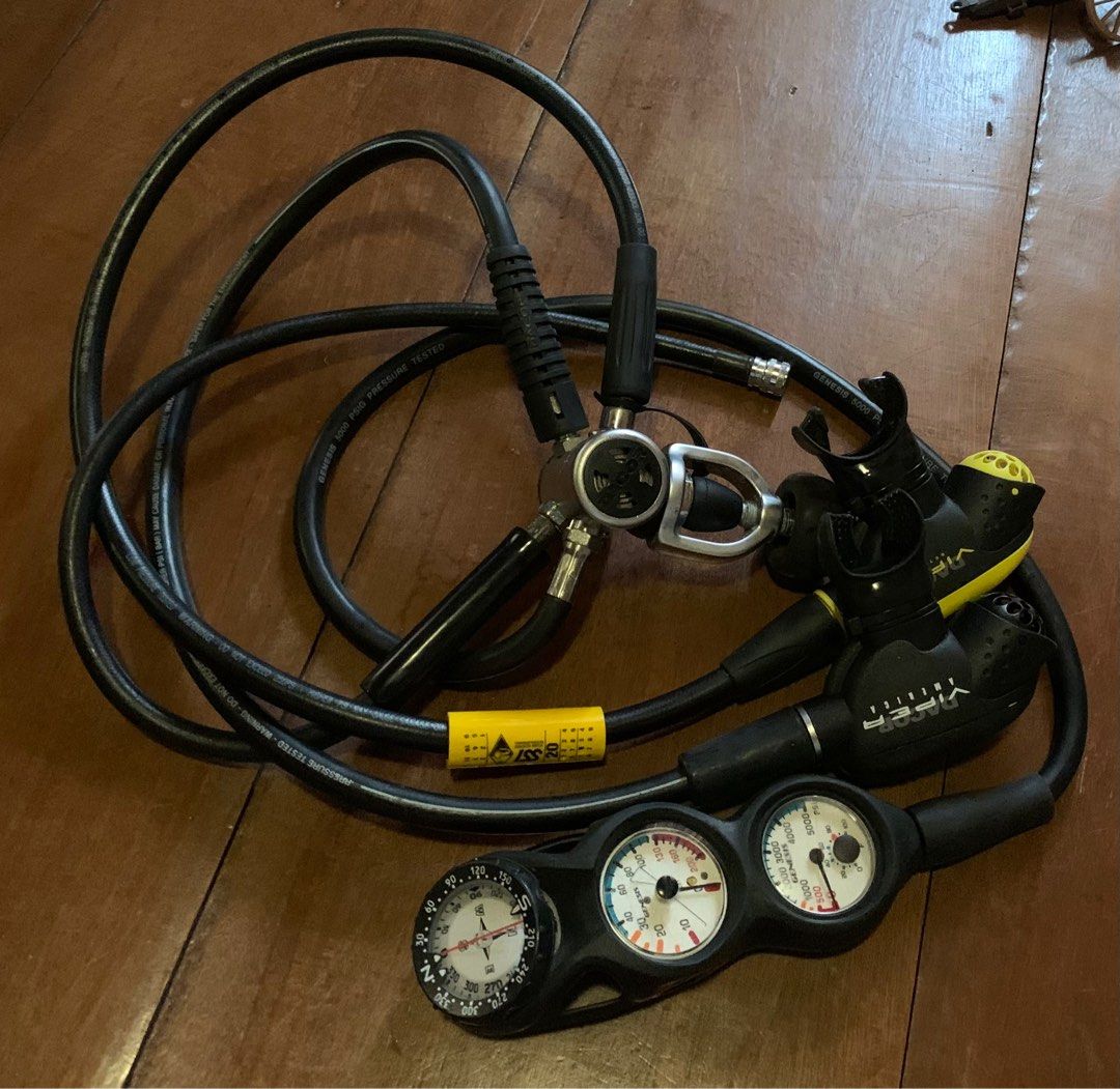 Dacor/Mares 🇮🇹 Viper MV scuba regulator set pro (Category: Other Sports Equipment and Supplies) located in Makati City. Submitted by diversgodeeper (Listing ID 1250961829, Image 1). Description: For sale is a very nice Dacor/Mares Viper scuba set with gauges. PLEASE VIEW ALL PICTURES, as you will receive the exact item seen. *All scuba gear/life support equipment must be serviced and or inspected by a certified technician before used!* Please e