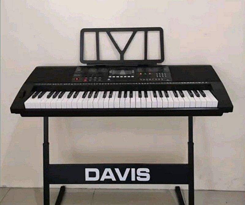 Davis keyboard store 61 keys