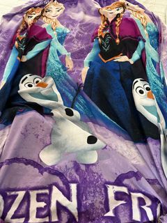 Disney Frozen fitted sheet with 2 pillow cases (Twin) ₱600