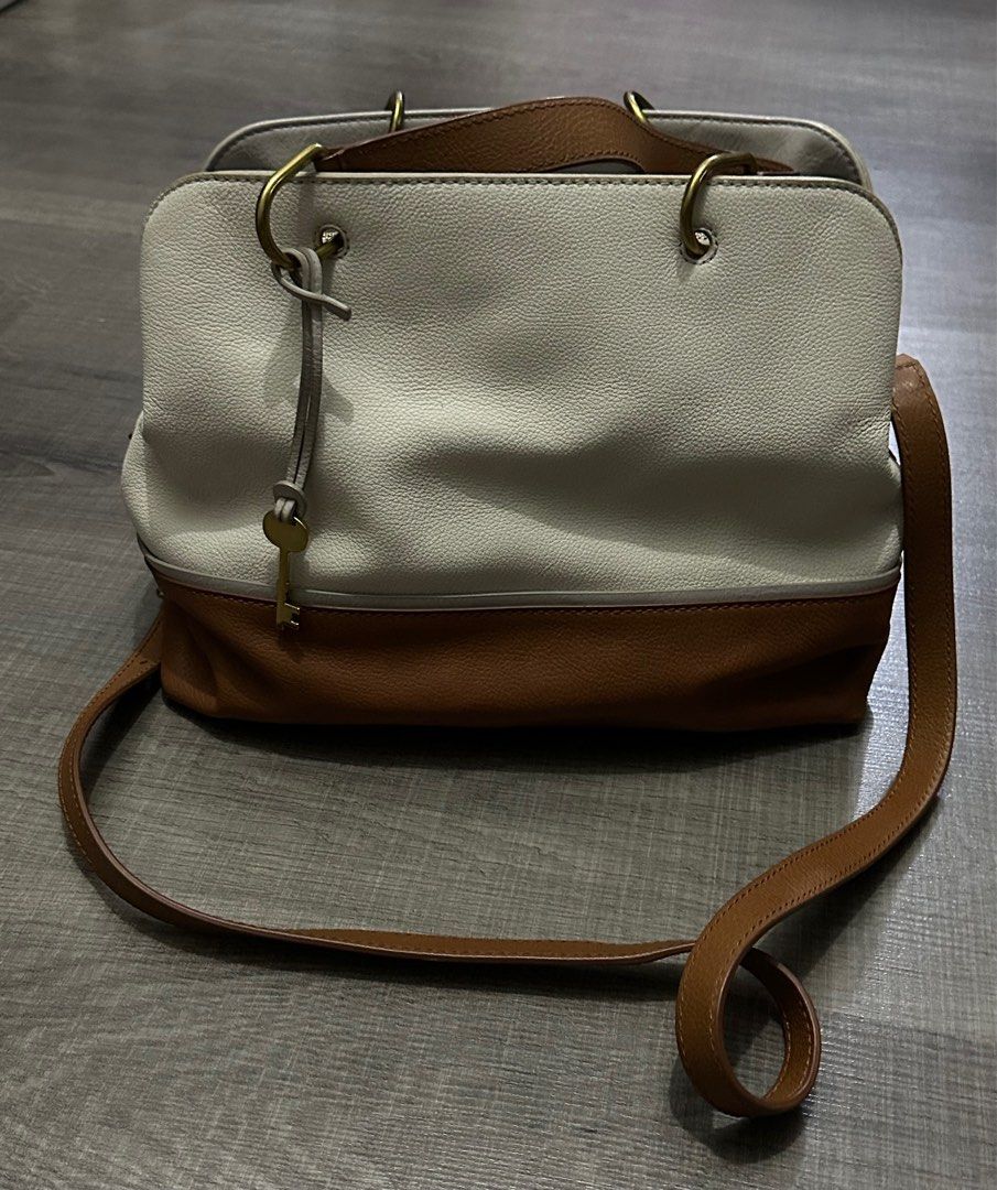 Fossil lane shoulder on sale bag