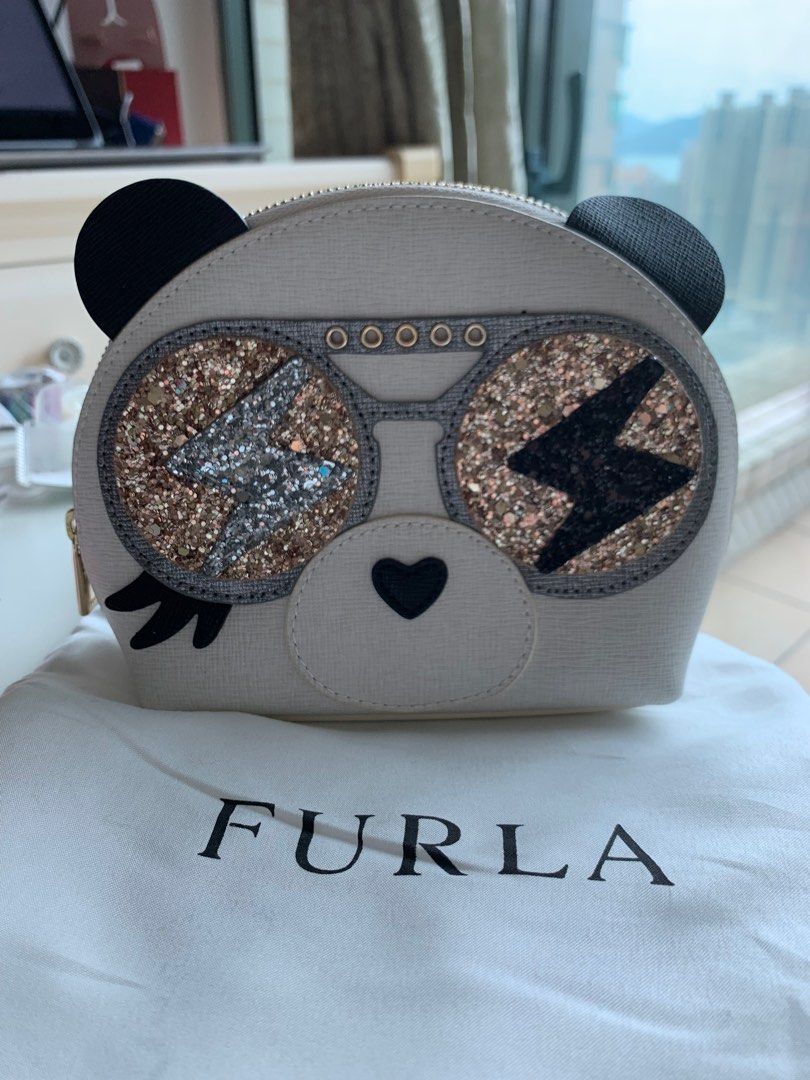 Furla Cosmetic Pouch, 名牌, 飾物及配件- Carousell