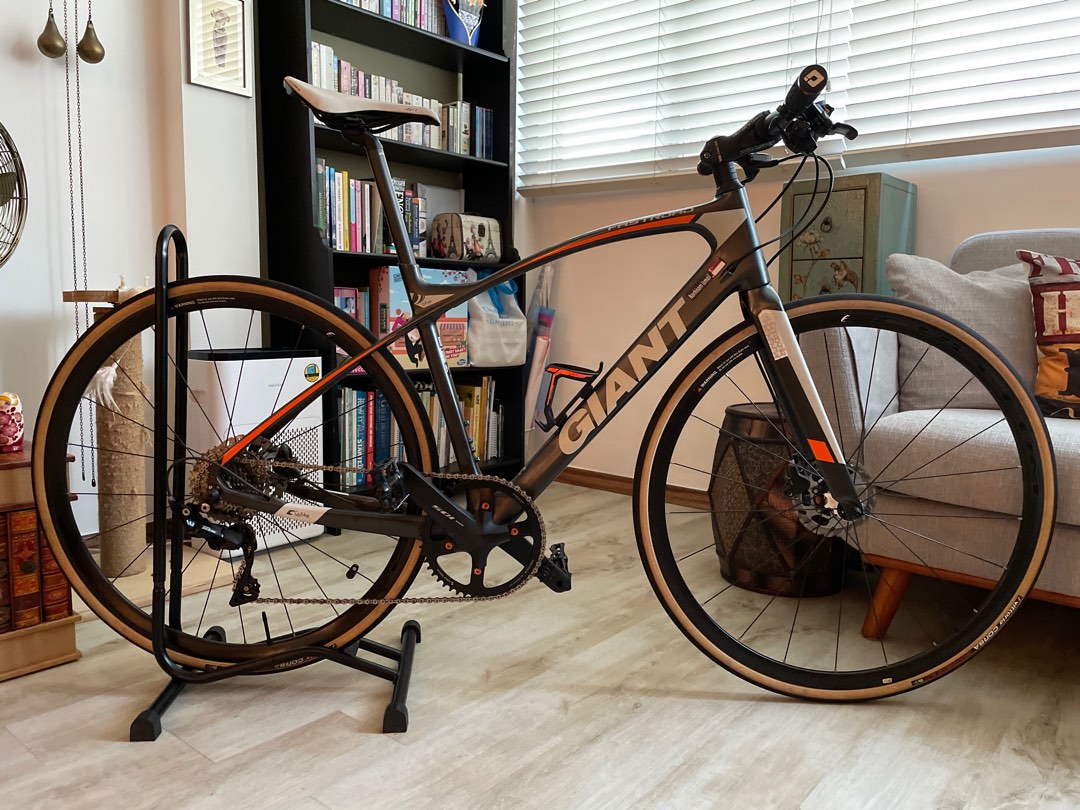 Giant Fastroad Comax 2 Sports Equipment Bicycles Parts Bicycles on Carousell