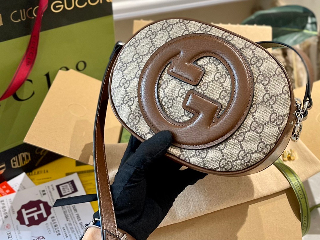 Gucci Camera Bag, Luxury, Bags & Wallets on Carousell