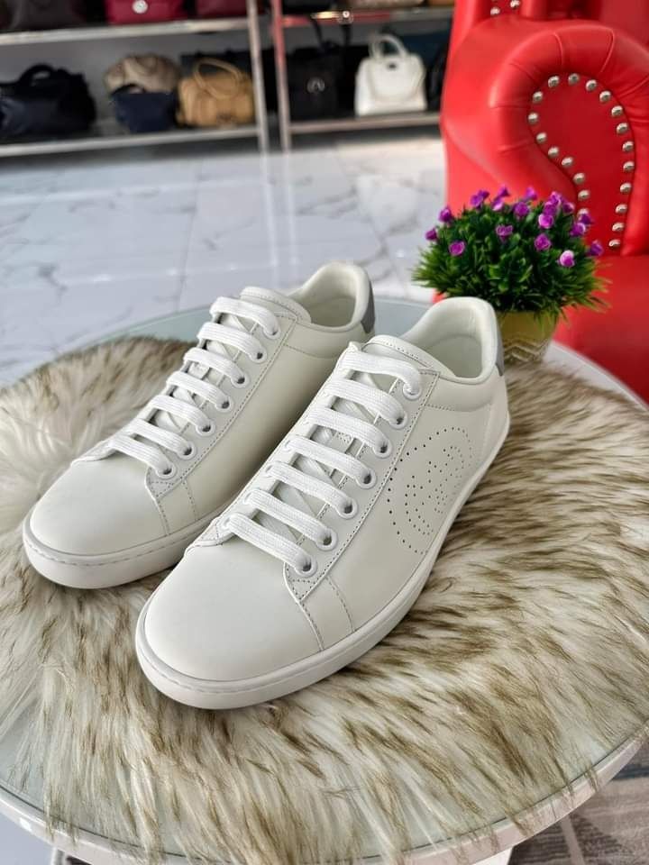Gucci White Leather Interlocking G Ace Low Top Sneakers Size 38