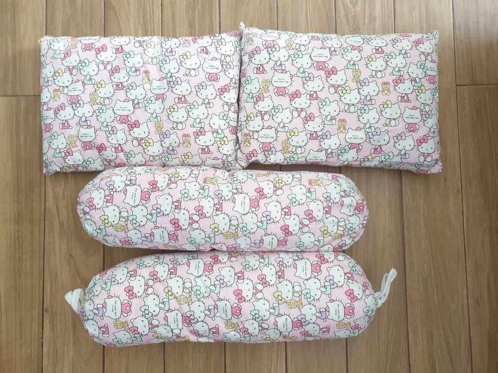 Hello kitty baby deals bedding set