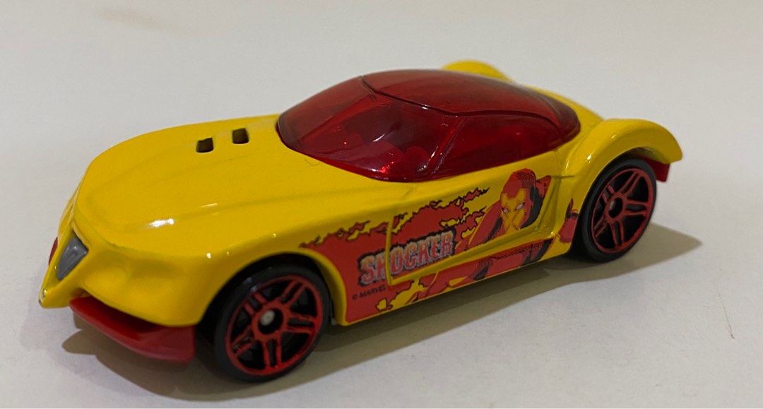 Golden Arrow 029 (2003) - Hot Wheels
