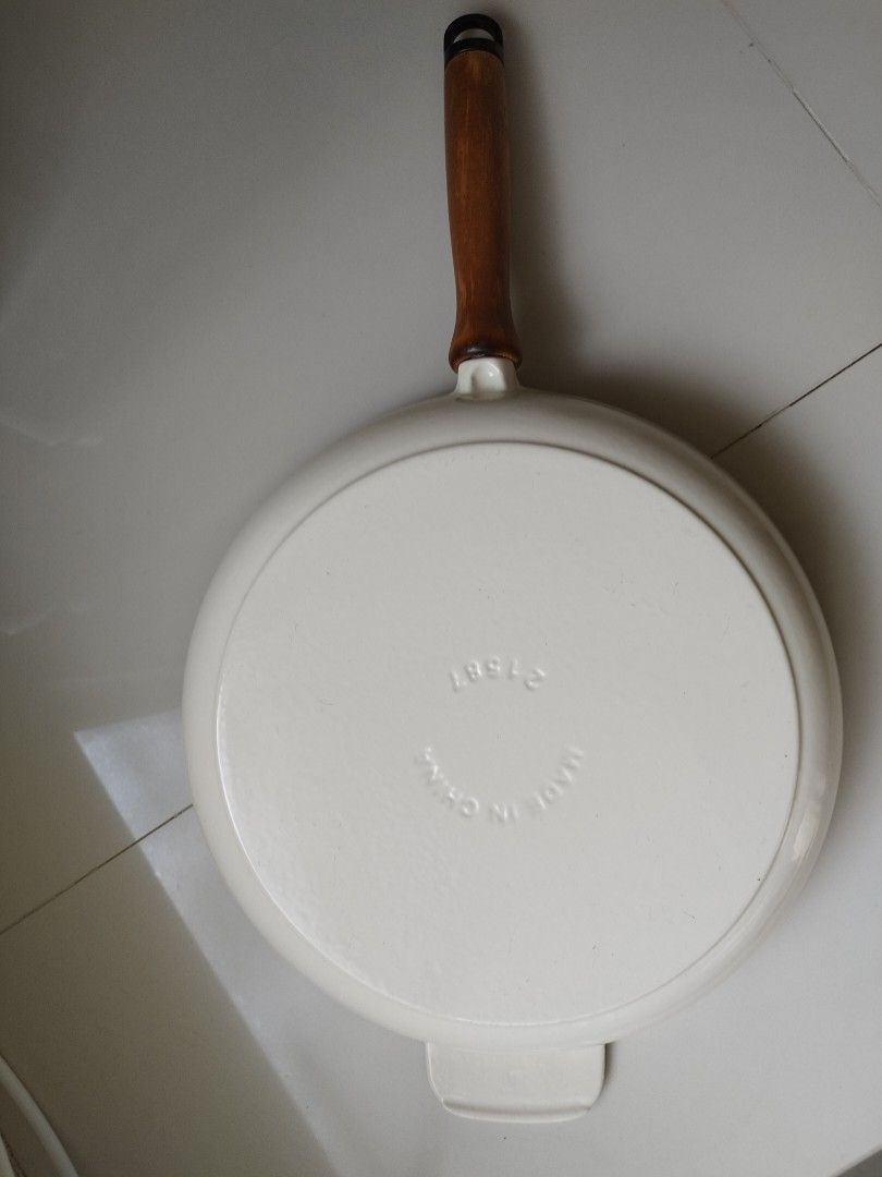 IKEA cast iron pan, Furniture & Home Living, Kitchenware & Tableware